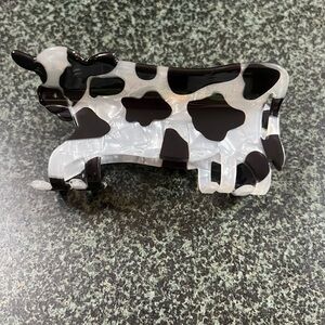 🐄 NWT Cow-Shaped Hair Claw Clip